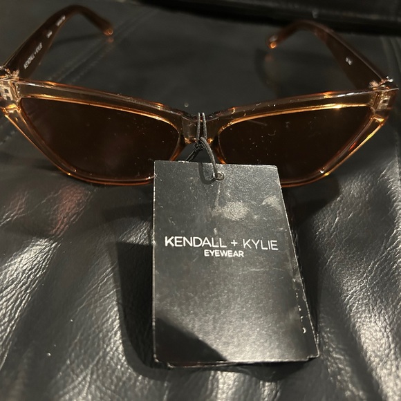 Kendall & Kylie Amber Sunglasses main image 5